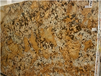 Polished Granito Giallo Palmeiras Slabs