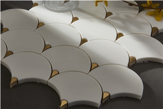 Shell Shaped Brass Inlaid Marble Mosaic Tiles For Home Wall