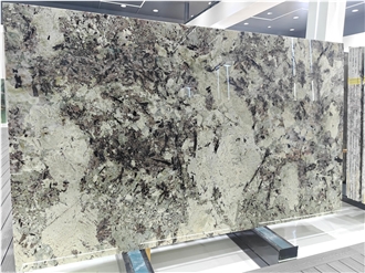 Splendor White Luxury Granite Slabs For Home Wall Decoration