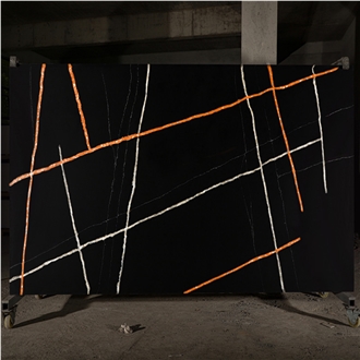 China  Artificial Lauren Black Gold Quartz Slabs