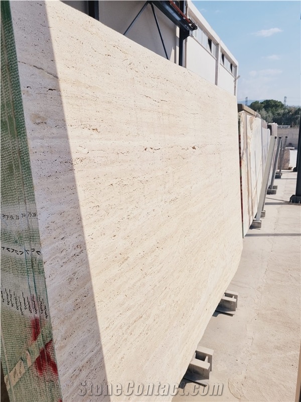 Light Veincut Travertine Slabs