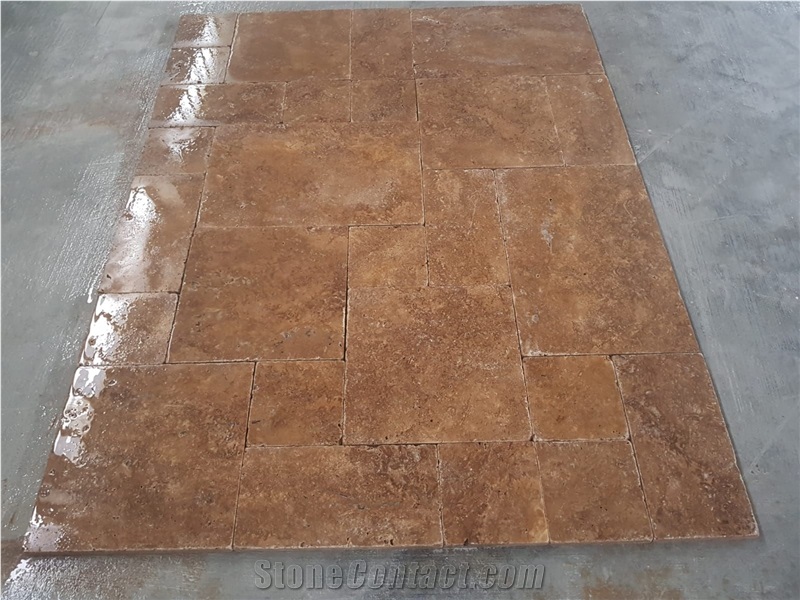 Noche Tumbled Travertine Tiles