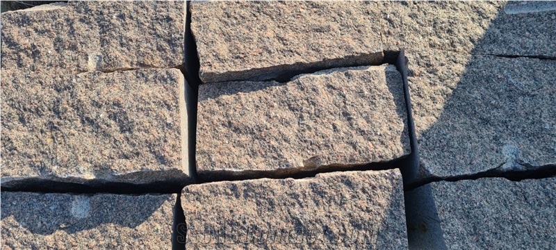 Bohus Red Granite Rough-Split Wallstone
