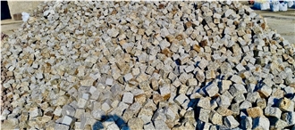 Grey-Yellow Granite Cobblestones Rough-Split