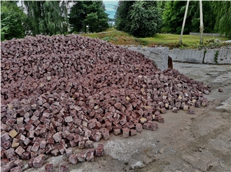 Red Vanga Granite Cobblestones Rough-Split