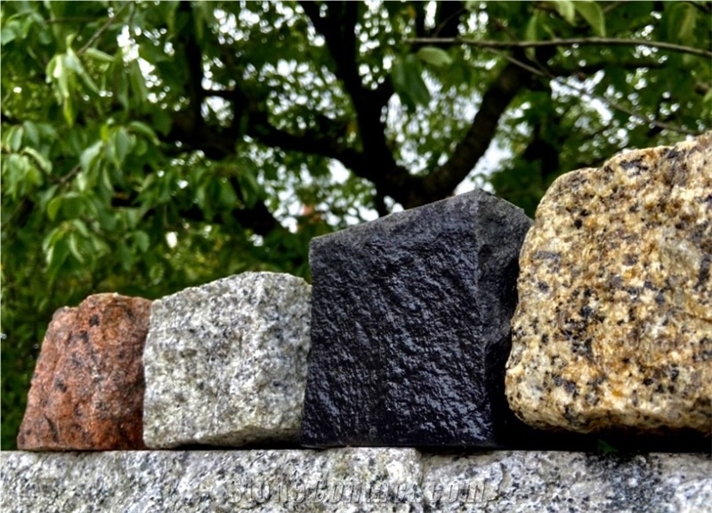 Red Vanga Granite Cobblestones Rough-Split