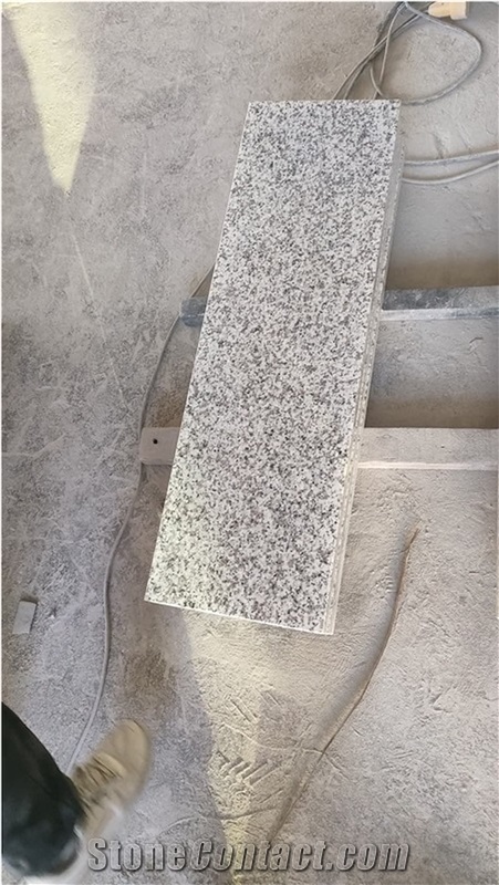 China Jilin Ivory White Granite  Slab Tiles