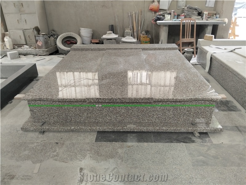 G664 Romanian Style Granite Tombstone