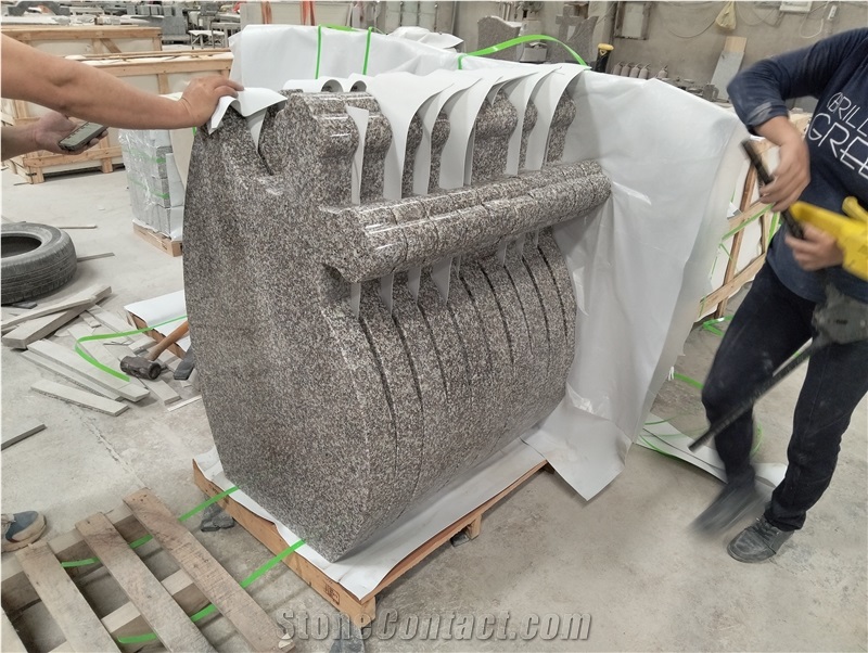G664 Romanian Style Granite Tombstone