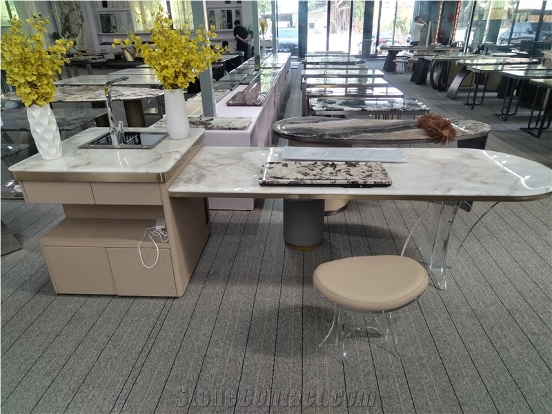 High Quality Fendi White Island Tops