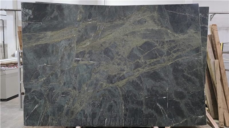 Verde Karzai Granite, Green Karzai Granite Slabs