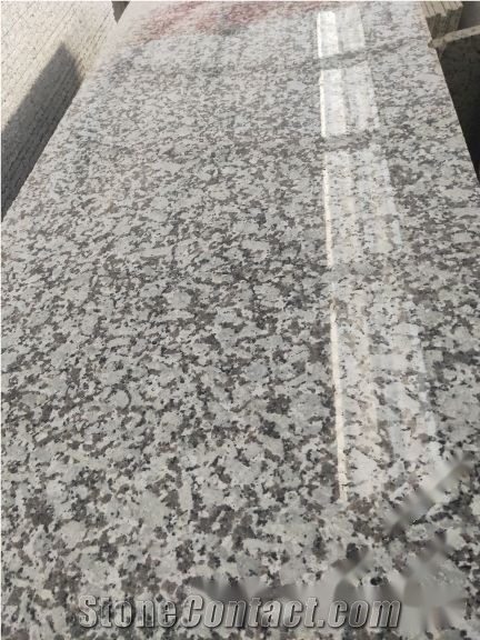White Flower Granite Slab