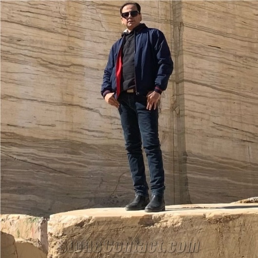 Majid Nayebian
