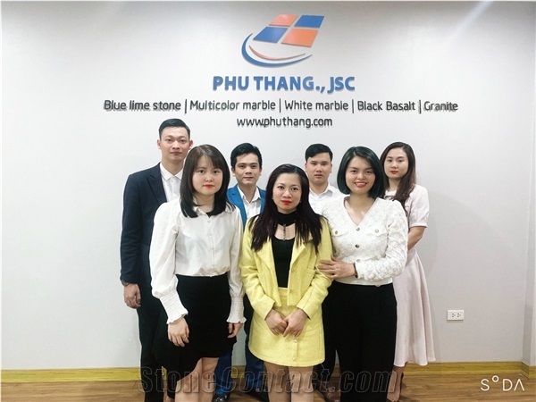 OfficePhoto