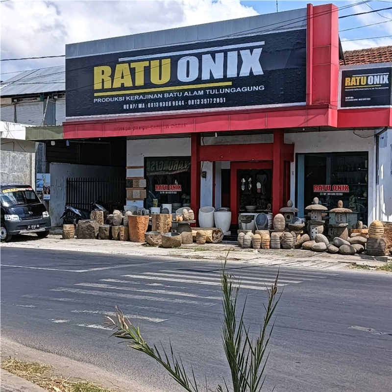 RATU ONIX TULUNGAGUNG INDONESIA