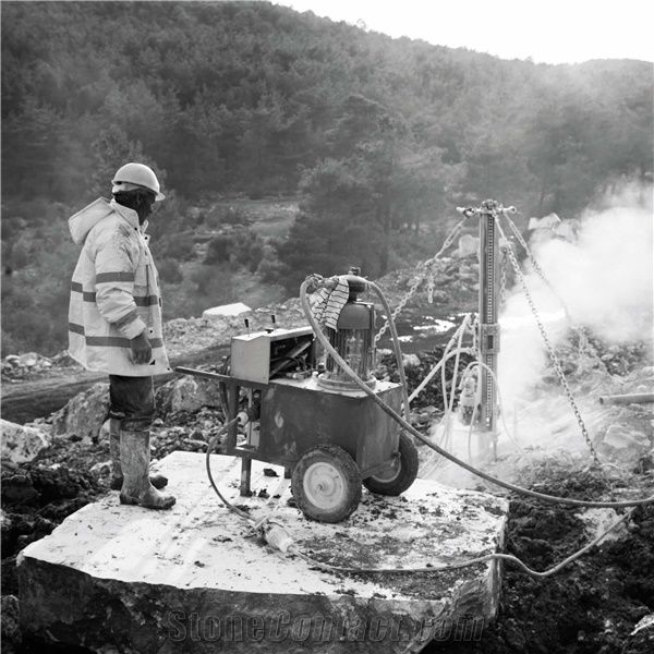 Zet Tavili | Marble Mining Trade Company