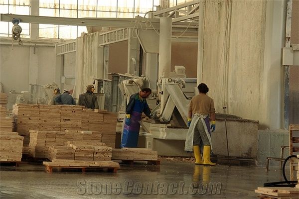 MELKOP TRAVERTINE MARBLE