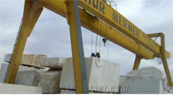 HUR MARBLE
