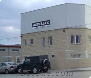 Model & Co
