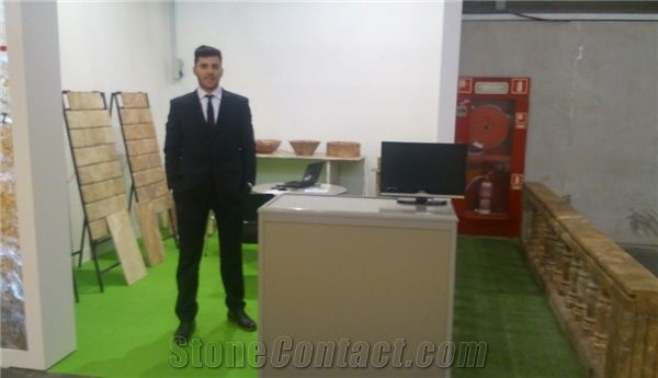 Redtravertino.com