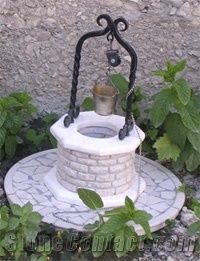 Trani Gold Stone