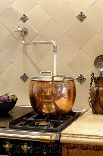 Grandy Marble & Tile