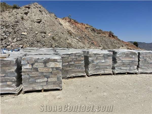 Piedras Naturales Los Jarales SL