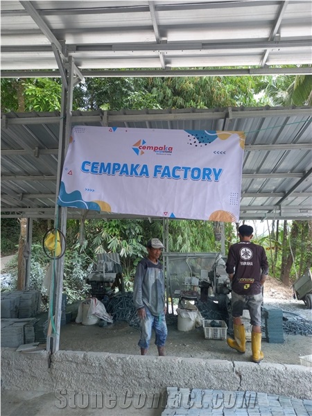 Cempaka Green Stone