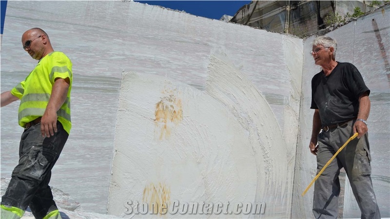 Fauske Marble by Moser