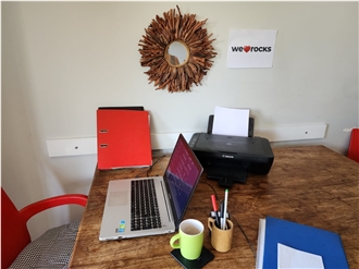 OfficePhoto