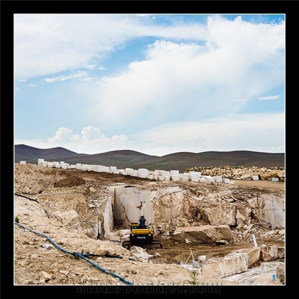 Leonardo Marble Mining Inc.
