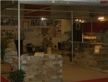 AKRIVOS STONES