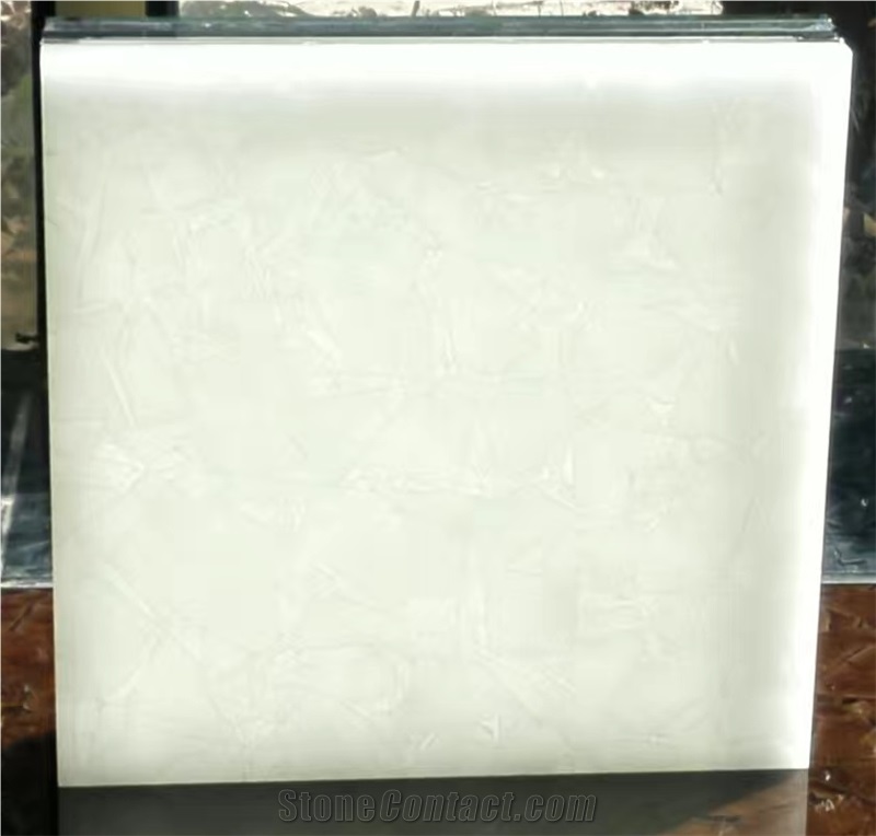 Laminated Jade Glass Interior