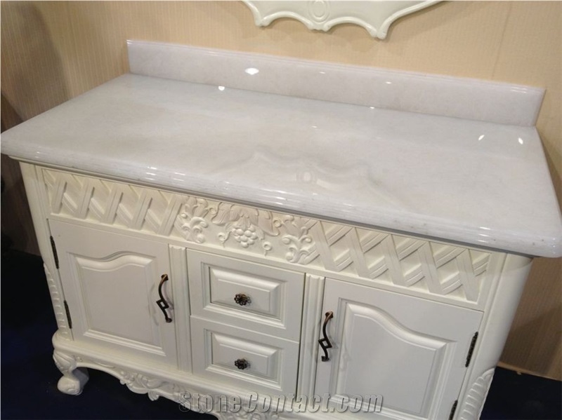 Laminated Jade Glass Interior