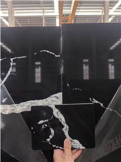 5090 Calacatta Nero Quartz Slabs