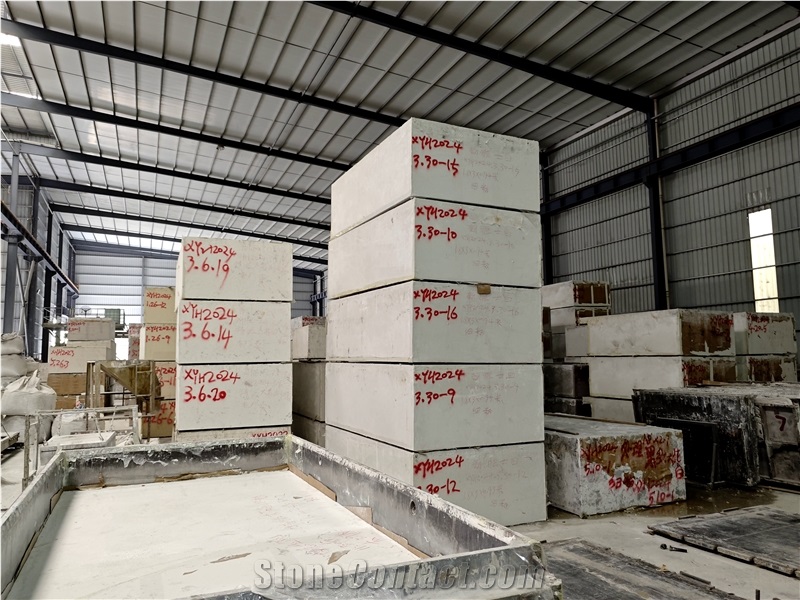 Golden Weaver Engineered Marble Quartz Slabs