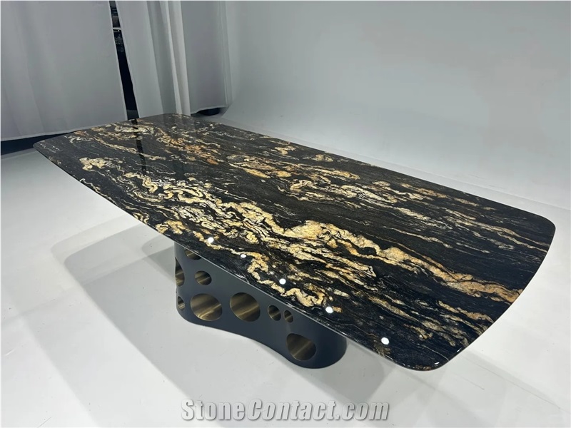 OEM ODM Saturnia Gold Granite Dining Table For Custome