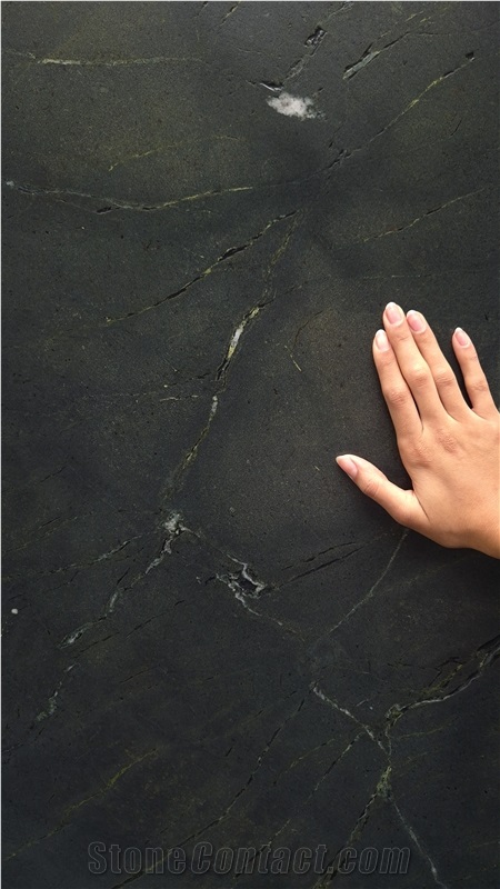 Noctis Quartzite Slabs