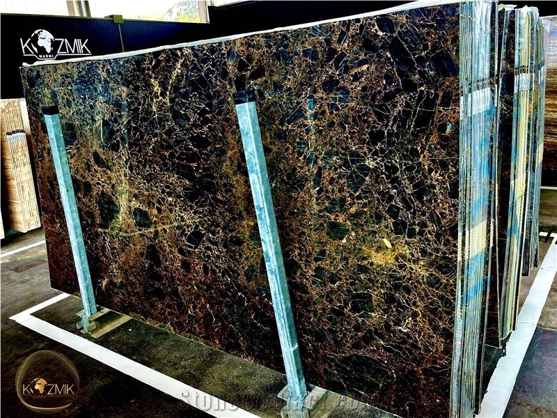Nero Dorato Marshall Marble Slabs