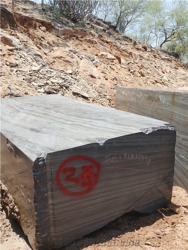 Straight Line Monsoon Black Marble Blocks