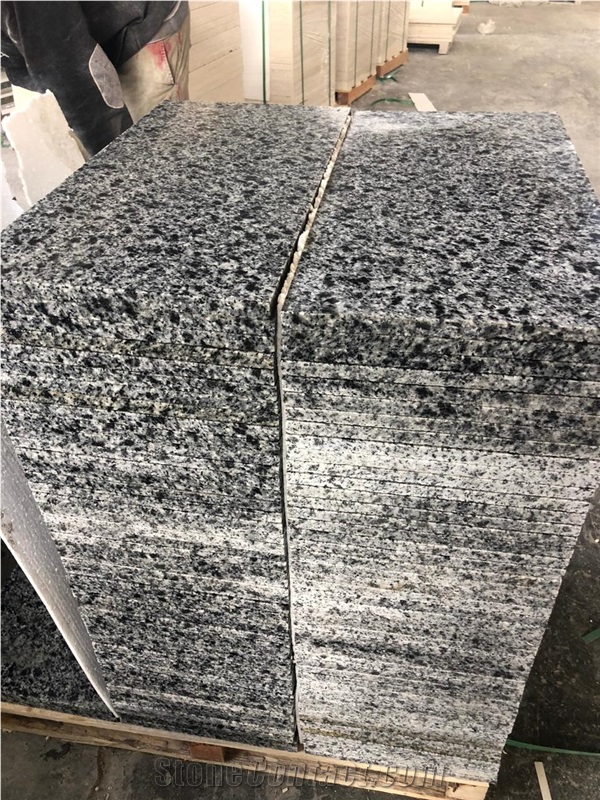 Bianco Alaky Granite  Slabs