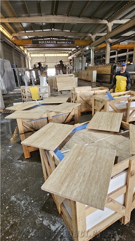 Light Travertine Tiles And Slabs