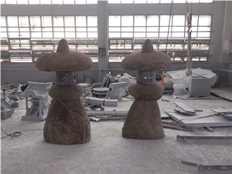 Natural River Stone Lanterns