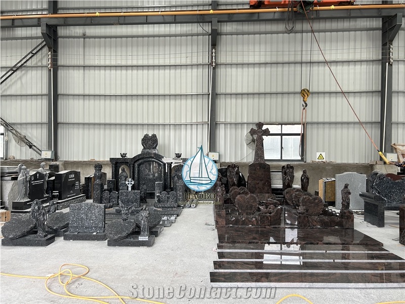 Spray White Granite Heart Engraved Single Monument