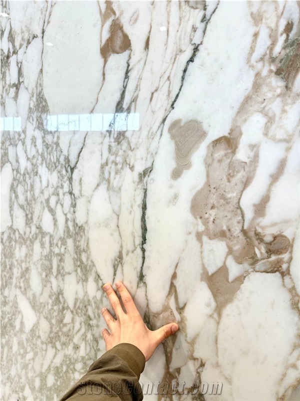 Calacatta Vagli Oro Marble Slabs