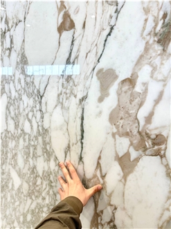 Calacatta Vagli Oro Marble Slabs