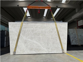 Taj Mahal White Quartzite Slabs