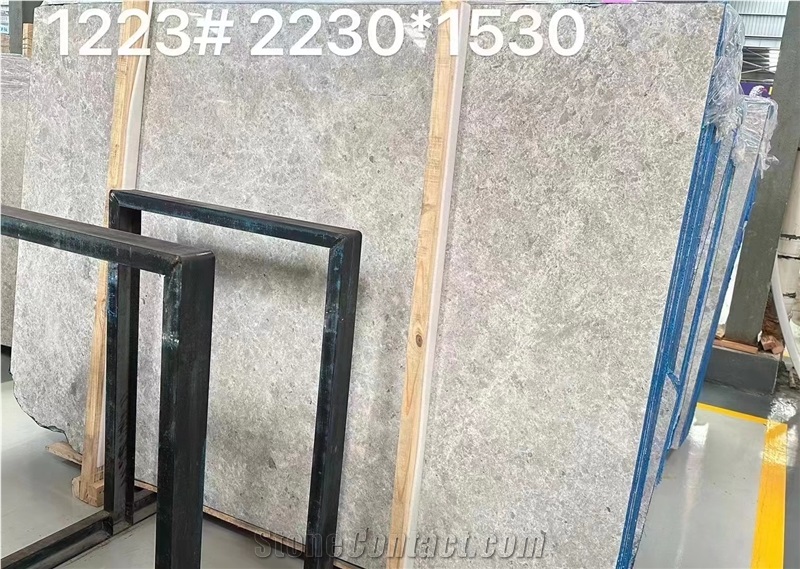 Tundra Grey Marble Tiles & Slabs