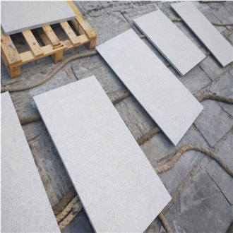 G359 20Mm Thickness Natural Granite Snow White Floor Tiles
