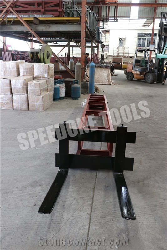 Extended Forks For Push-In And Pull-Out Pallets In Container